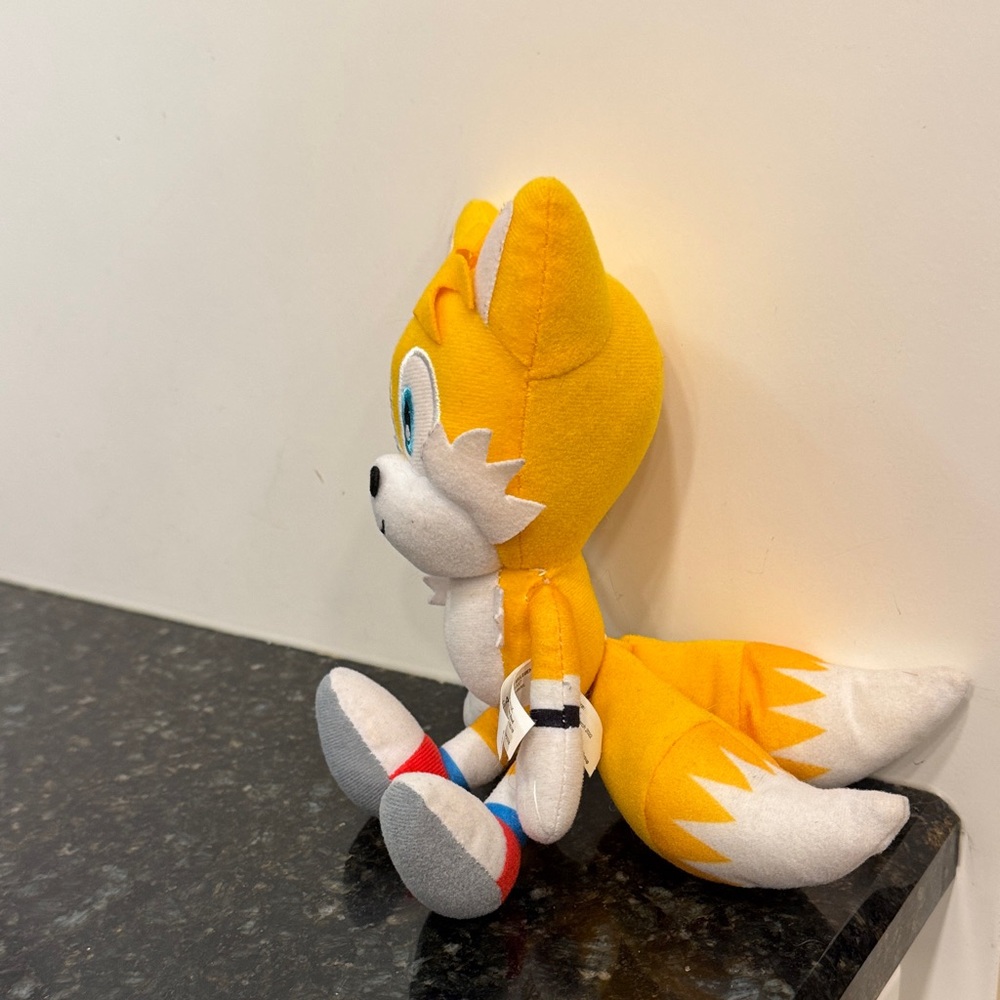 Tails Sonic the Hedgehog Plush Stuffed Animal. Size 9” - Picture 3 of 9